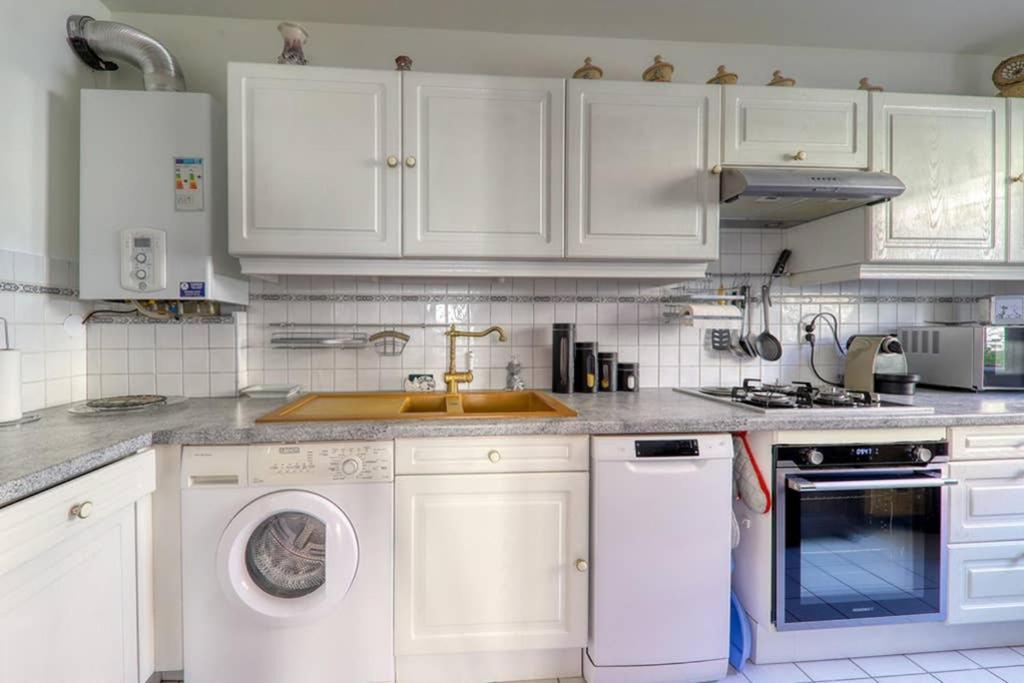 Amilly Park 6 Personnes 2 Chambres Pk Prive En Sous Sol Сери Екстериор снимка